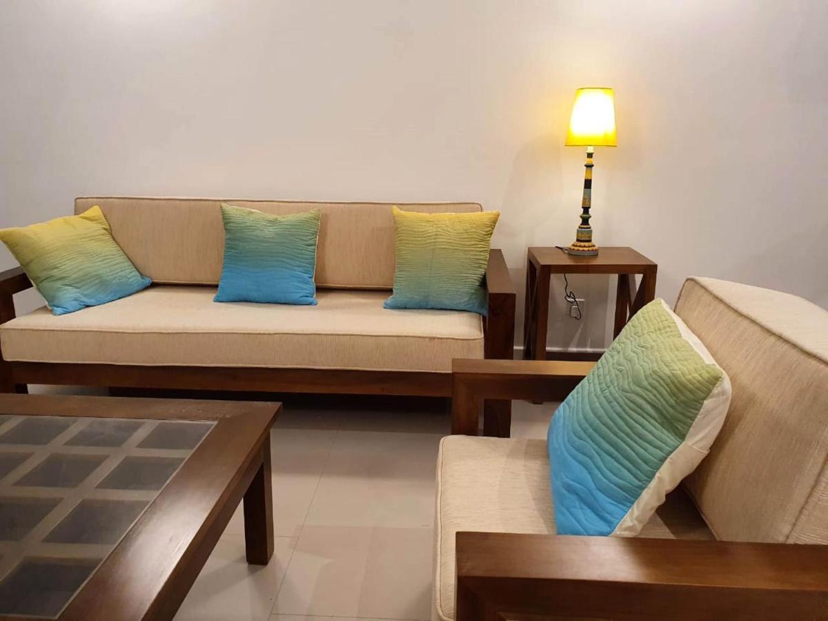 Hasara Oceanfront Apartments Galle Kültér fotó