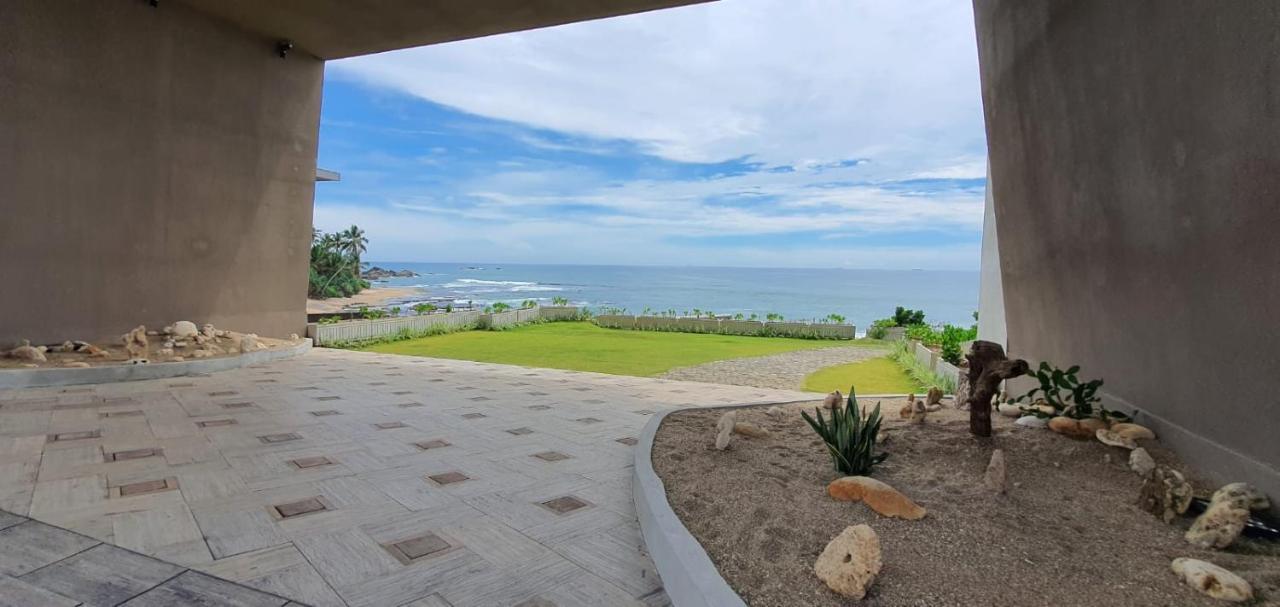Hasara Oceanfront Apartments Galle Kültér fotó