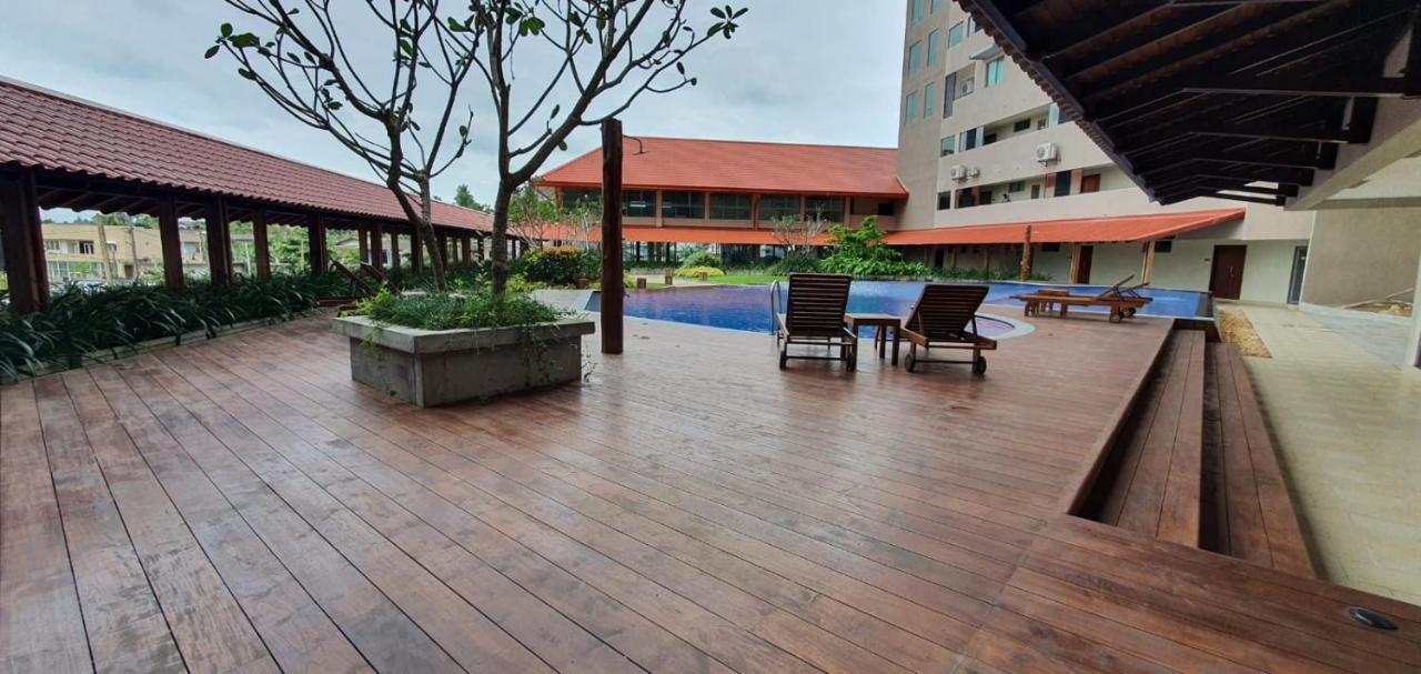 Hasara Oceanfront Apartments Galle Kültér fotó