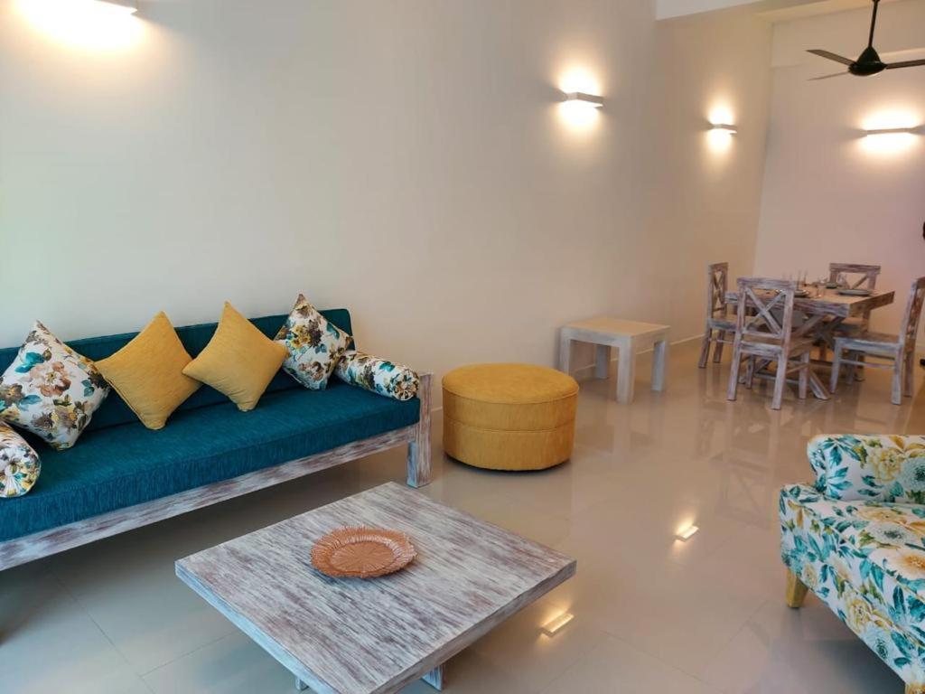 Hasara Oceanfront Apartments Galle Kültér fotó