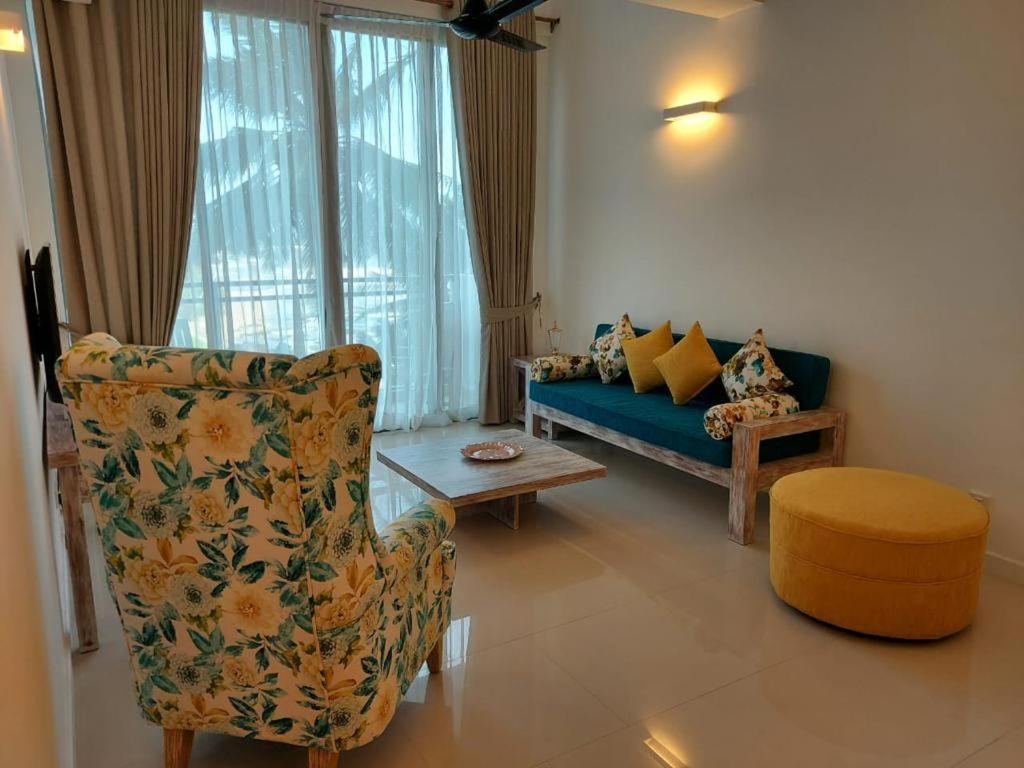 Hasara Oceanfront Apartments Galle Kültér fotó